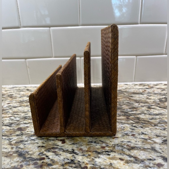 Natural Woven Letter Holder Divided Organize - Picture 2 of 7